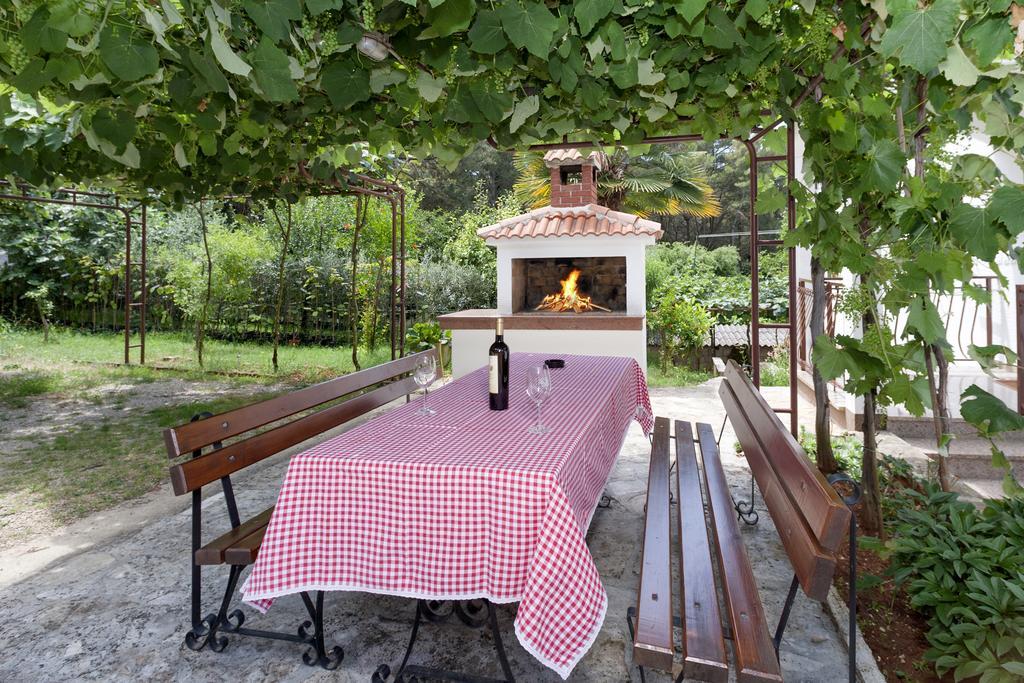 Apartments Prekalj Πόρετς Εξωτερικό φωτογραφία