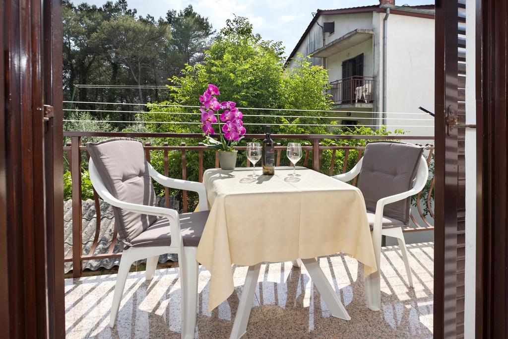 Apartments Prekalj Πόρετς Εξωτερικό φωτογραφία