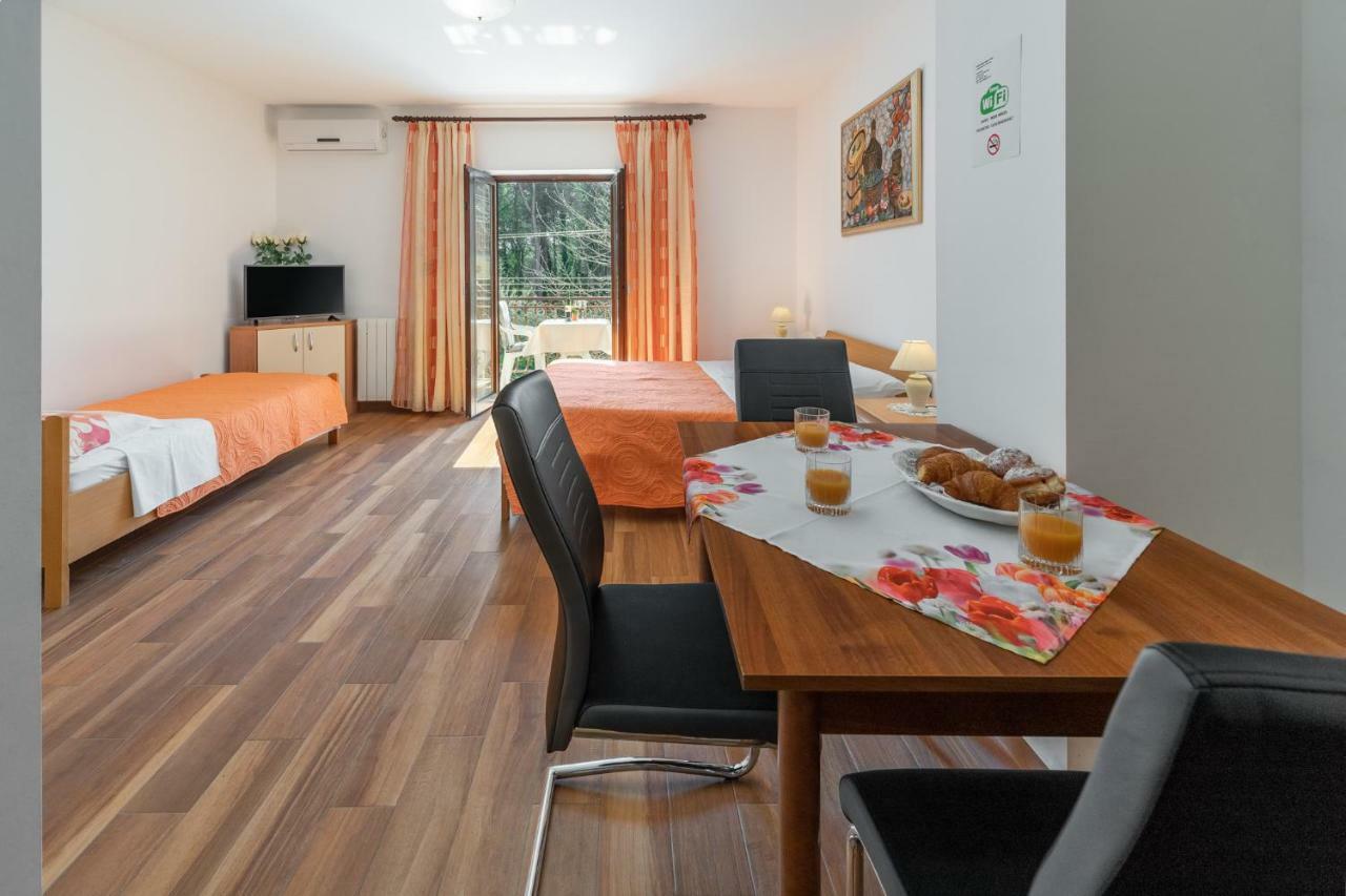 Apartments Prekalj Πόρετς Εξωτερικό φωτογραφία