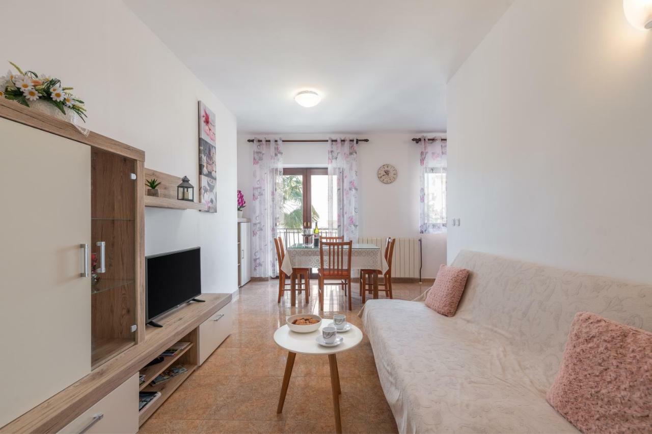 Apartments Prekalj Πόρετς Εξωτερικό φωτογραφία